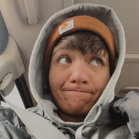 Meet your Posher, Mallory - Picture 1 of 1